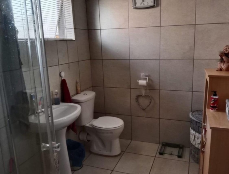 2 Bedroom Property for Sale in Miederpark North West